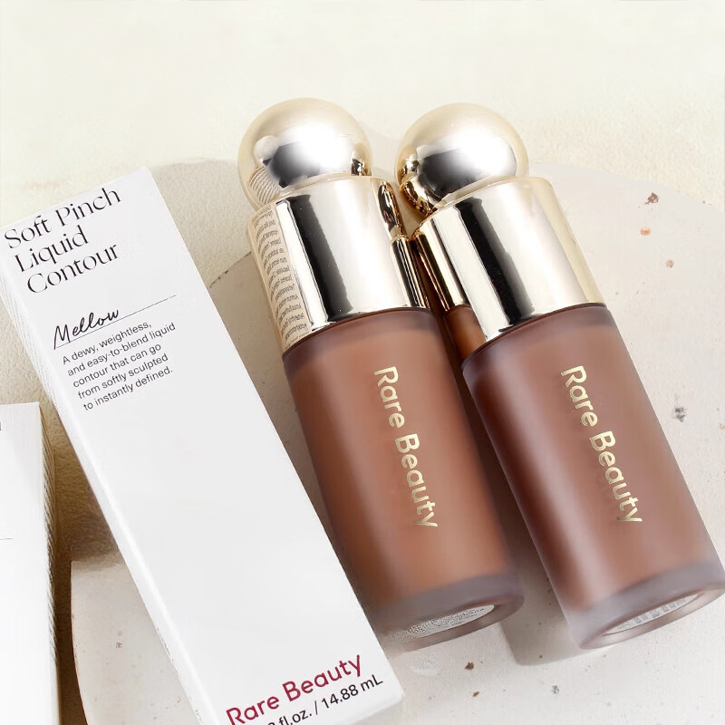 Жидкий бронзер для контуринга  – обзор и цена Huda Beauty Makeup Set