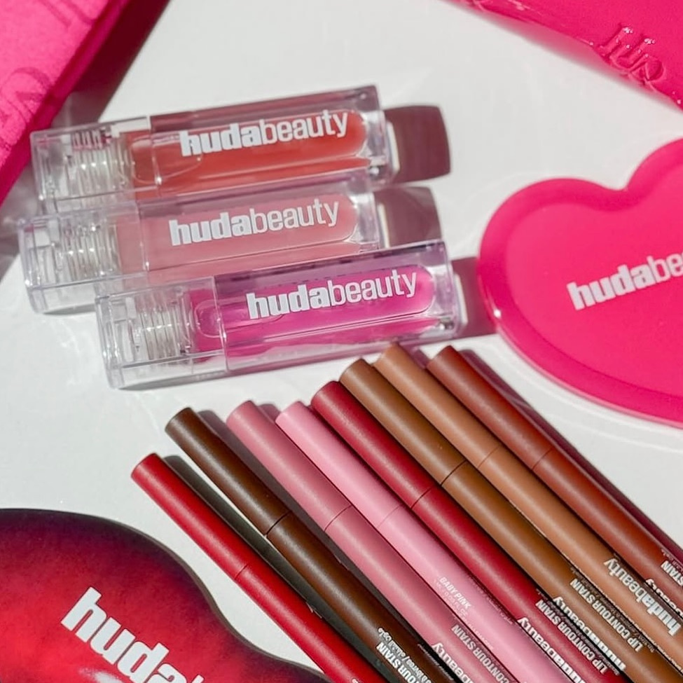 8-цветный набор карандашей для – обзор и цена Huda Beauty Makeup Set